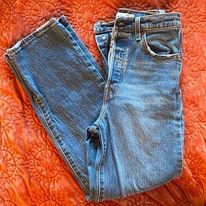 Levi’s Ribcage Jeans